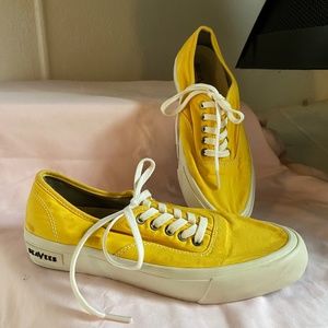 Yellow SeaVees Sneakes